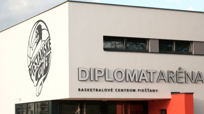 Diplomat Arena Outdoor
