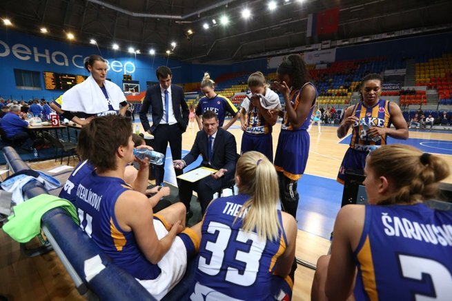 Enisey Krasnoyarsk (RUS) vs. GOOD ANGELS Košice, oddychový čas GAKE (Foto: fiba.com)