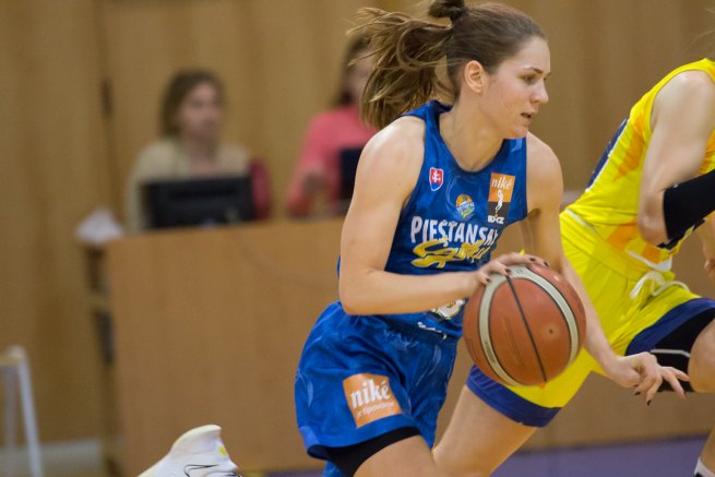 YOUNG ANGELS Košice vs. Piešťanské Čajky, Natália Martišková (88) (Foto: Jäzva)