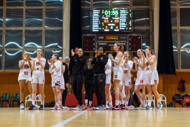 BK ŠKP 08 Banská Bystrica vs. YOUNG ANGELS Košice, družstvo ŠKP (Foto: Ivan Golembiovský)