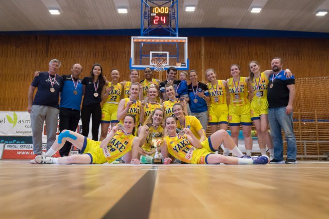 YOUNG ANGELS Košice s bronzovými medailami (Foto: Jäzva)