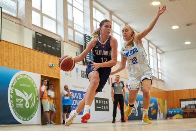 Fínsko U16 vs. Slovensko U16, Nataša Taušová (12) (Foto: Ivan Golembiovský)