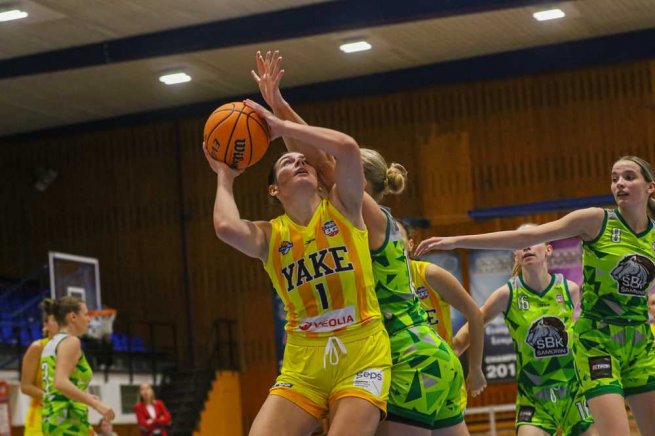 YOUNG ANGELS Košice vs. ŠBK Šamorín, Nicole Fransson (1) (Foto: Jäzva)