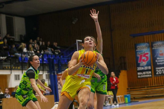 YOUNG ANGELS Košice vs. ŠBK Šamorín, Nicole Fransson (1) (Foto: Jäzva)