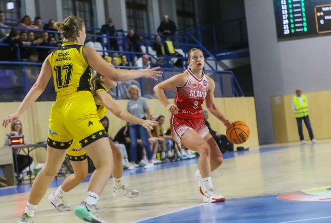 CBK Košice vs. Slávia ŠKP Banská Bystrica, Radoslava Nigutová (9) (Foto: Jäzva)