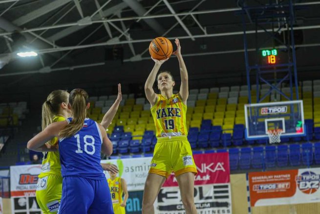 YOUNG ANGELS Košice vs. BK Klokani Ivanka pri Dunaji, Katarína Šedivá (19) (Foto: Jäzva)