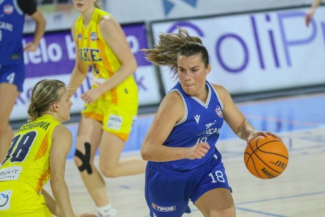 YOUNG ANGELS Košice vs. BK Klokani Ivanka pri Dunaji, Bianka Laura Vaigl (18) (Foto: Jäzva)