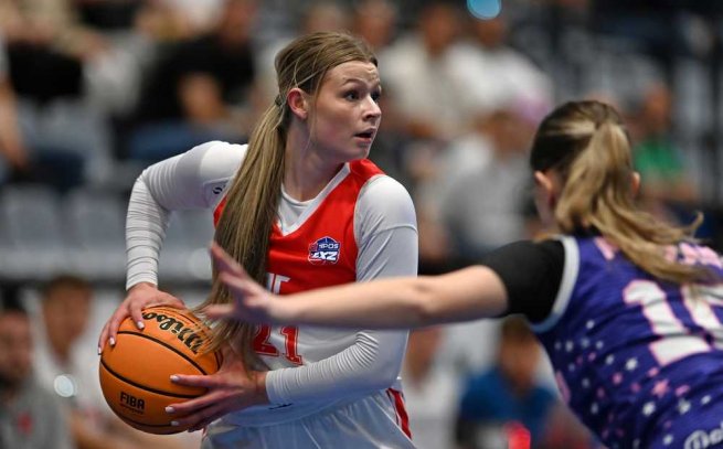 BK AS Trenčín vs. BAM Poprad, Natália Filická (21) (Foto: fb AS Trenčín basketbal)