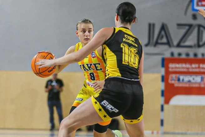 YOUNG ANGELS Košice vs. CBK Košice, Ľudmila Fleischerová (8) (Foto: Jäzva)