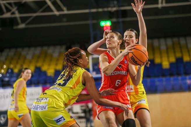 YOUNG ANGELS Košice vs. MBK Ružomberok, Katarína Šedivá (6) (Foto: Jäzva)