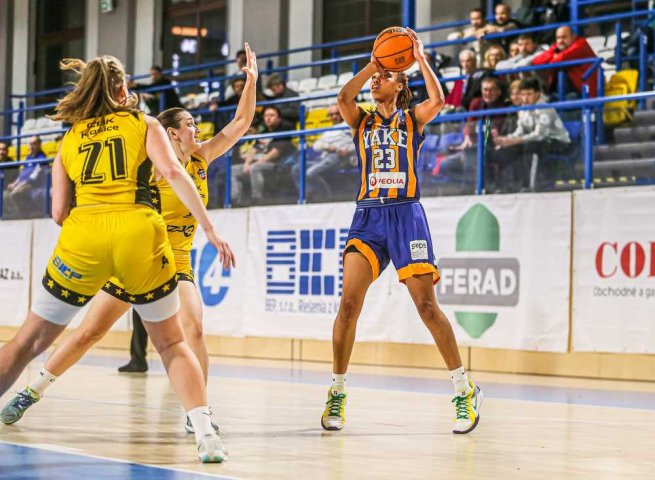 CBK Košice vs. YOUNG ANGELS Košice, Sherese Pittman (23) (Foto: Jäzva)