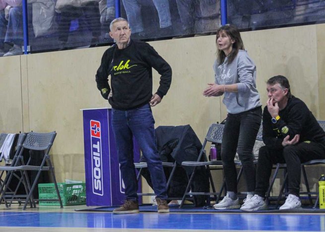 CBK Košice vs. BK Klokani Ivanka pri Dunaji, tréner Ján Krajńák (Foto: Jäzva)