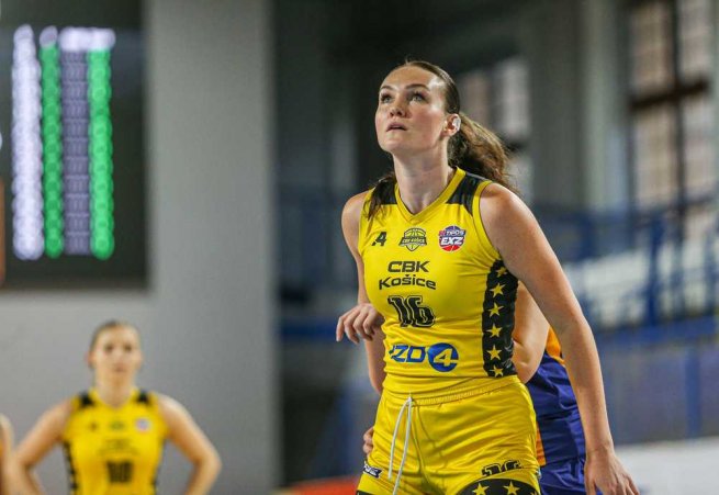 CBK Košice vs. YOUNG ANGELS Košice, Eva Staníková (16) (Foto: Jäzva)