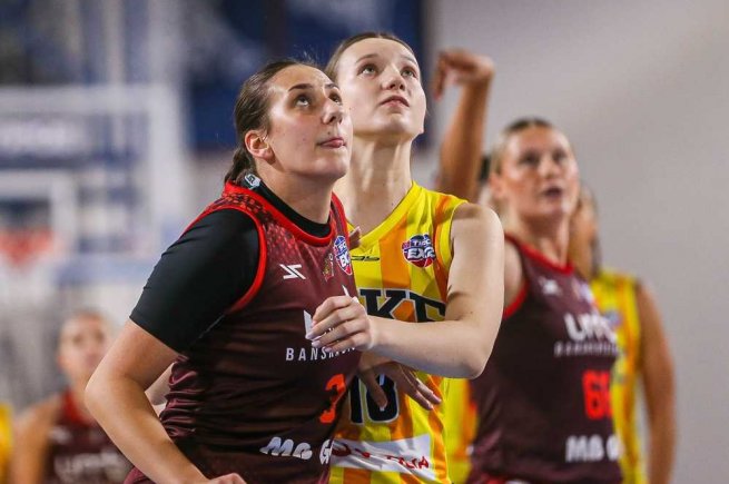 ONLINE: YOUNG ANGELS a UMB rozbiehajú sériu o 5. miesto