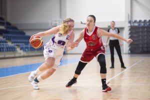 V Bystrickom derby zvíťazili basketbalistky BK ŠKP 08