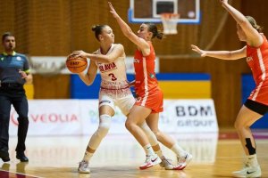 FOTO/VIDEO: Bystrická Slávia ŠKP opäť zdolala ružomberský MBK